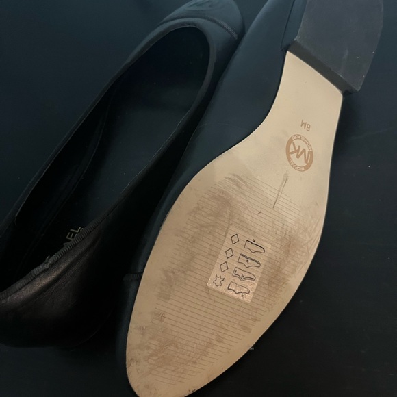 Michael Kors black flats - Picture 3 of 3